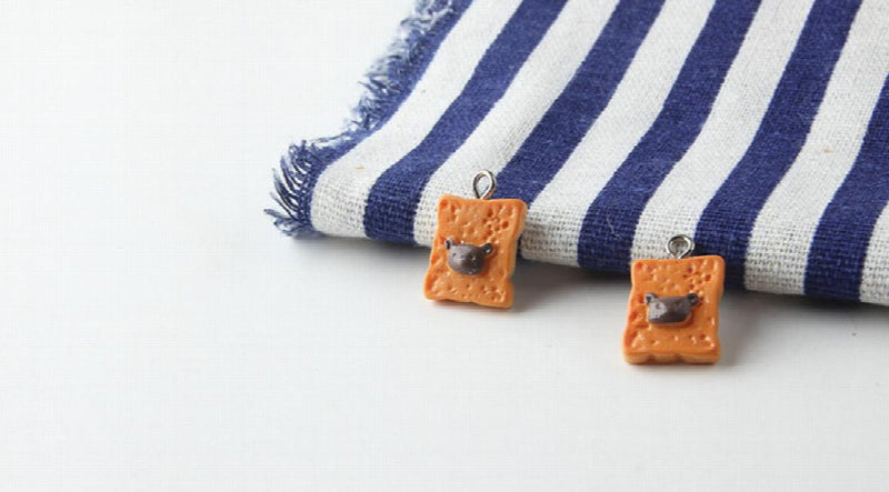 10 Resin Breakfast Cookies Charms DIY Jewelry Accessory