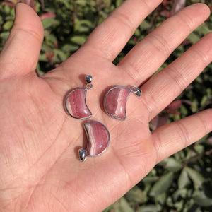 Fengbaowu Rhodochrosite Moon Pendant 925 Sterling Silver Jewelry