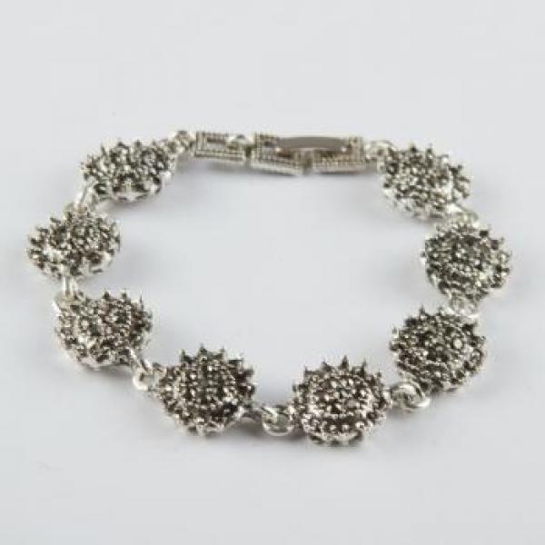 Stylish Gold Plated Chain Bracelet