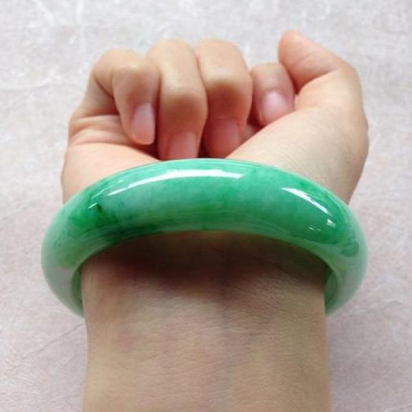 Pure Myanmar Jade A-Class 54-62mm Light Green Bracelet Gift