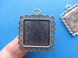 50pcs Lace Border Pendant Setting, 20mm Cabochon, Antique Silver/Bronze