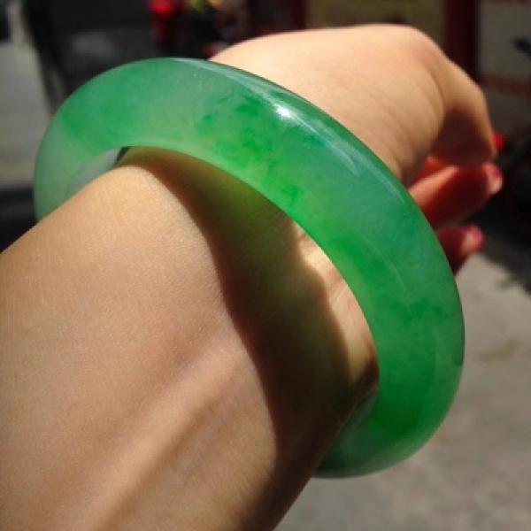 Zheru Jewelry Natural Myanmar Jadeite Ice Green Bracelet