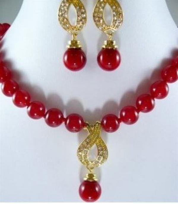 Red Jade Necklace Earring Set