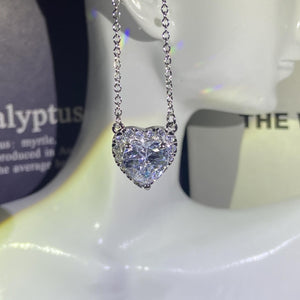 Heart-shaped Zircon Choker Pendant Necklace for Women