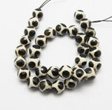 8/10mm Faceted Round Tibetan Style dZi Bead Natural Stone Giraffe Pattern