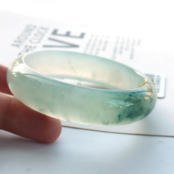 Zheru Jewelry Natural Burmese Jade 54-64mm Green Two-Tone Bracelet