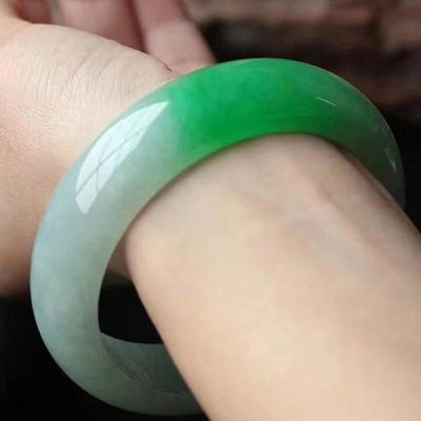Zheru Jewelry Myanmar Jadeite Two-Color Bracelet Princess Jewelry
