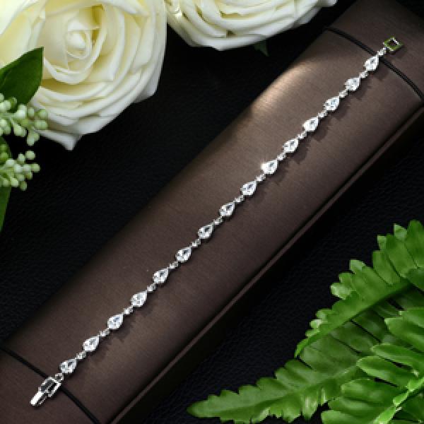 Water Drop Shape Strand Bracelet with Cubic Zirconia for Women