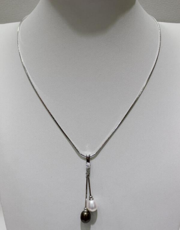 Freshwater Pearl Pendant Necklace - 17INCH Alloy Chain