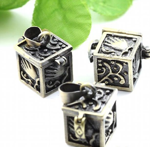 6pcs Bronze Hand Jewel Case Locket Pendants Charms