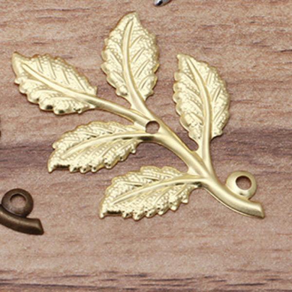 50pcs 32x50mm Brass Filigree Leaf Pendant DIY Jewelry Accessories