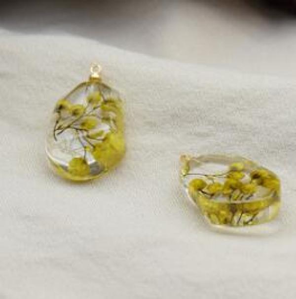 Dried Flower Resin Pendant Charms 10pcs/lot DIY Jewelry Finding