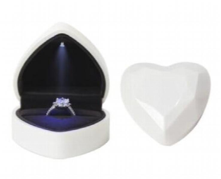 Heart Shape LED Light Ring Holder Proposal Wedding Band Display Storage