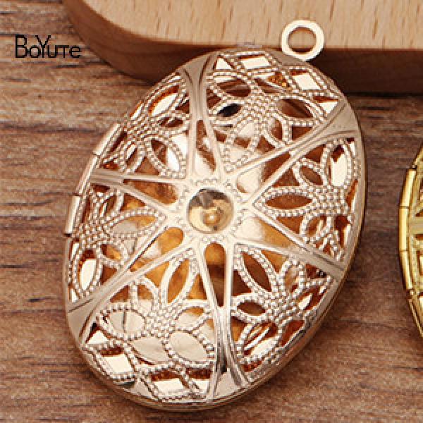 Vintage Metal Brass Filigree Photo Locket Pendant