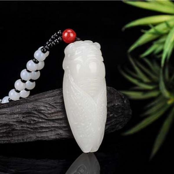 Green Jade Cicada Pendant Necklace Chinese Jadeite Amulet