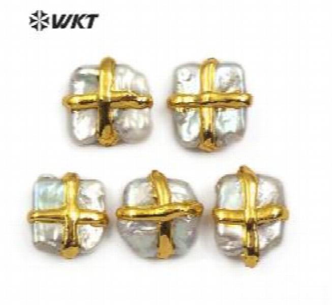 Natural Freshwater Pearl Accessories with Metal Plated Decoration