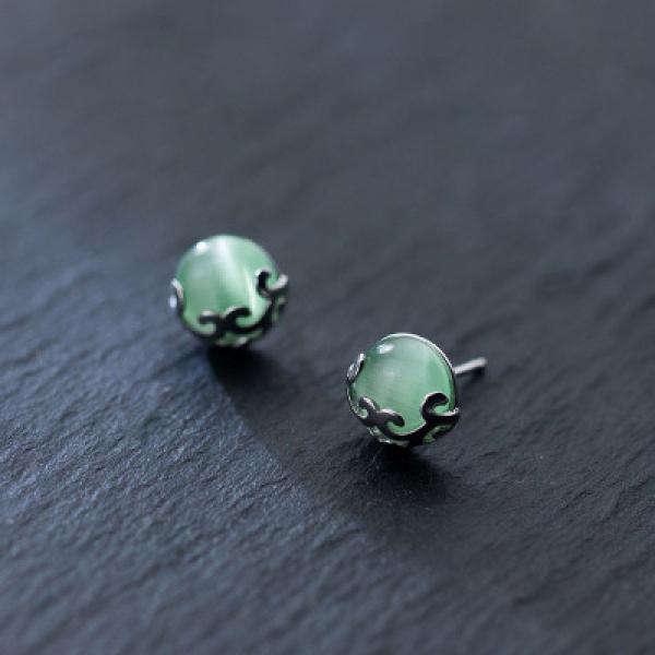 925 Silver 10.5mm Chalcedony Jade Stud Earring