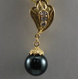 Shell Pearl Pendant Necklace with Crystal Inlay
