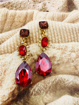 Crystal Embellished Pearl Wine Red Ear Clip