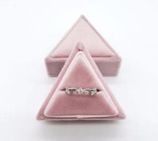 Velvet Single Ring Box Vintage triangle shape Jewelry Storage Box