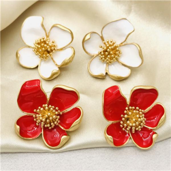 Enamel Flower Glaze Stud Earrings - European & American Style