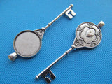 10pcs Heart Key Pendant Charm, Round Base Setting Tray, Fit 25mm Cabochon