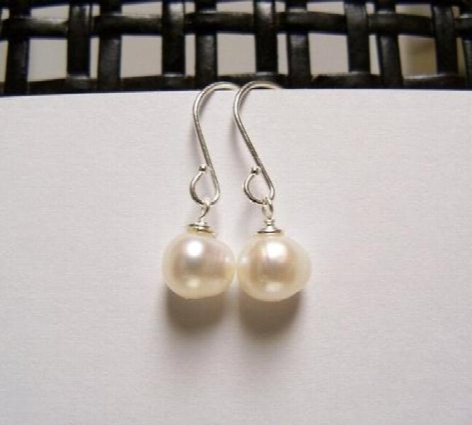 Freshwater Pearl Drop Earrings on Silver Earwires