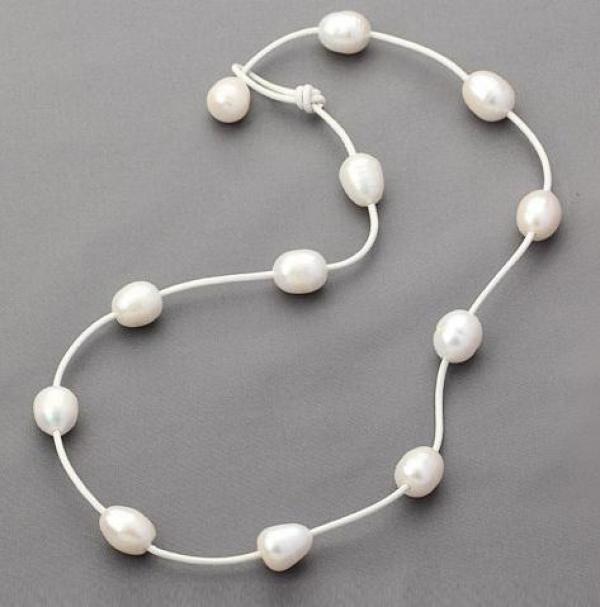 Favorite Pearl Chokers Necklace Rope Leather Freshwater Pearl Necklace