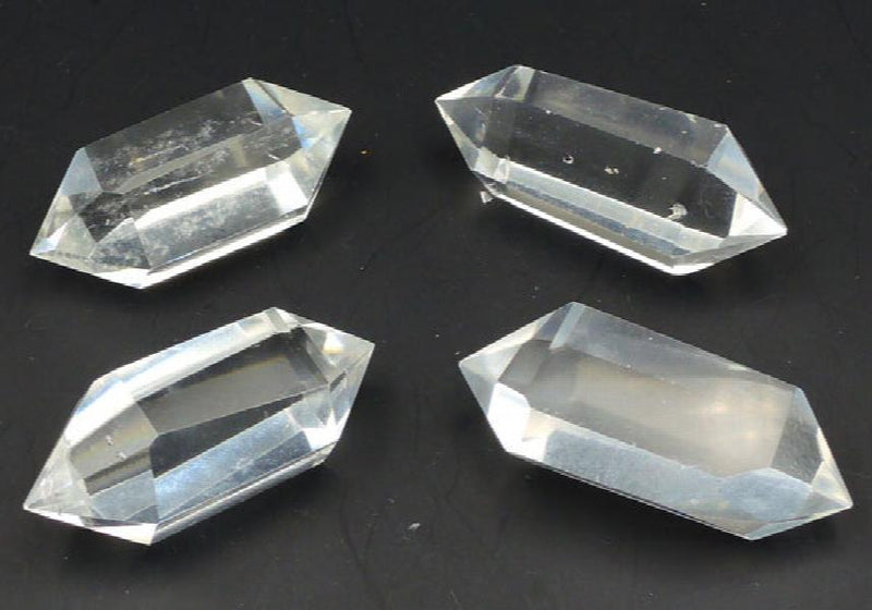 Clear Quartz Crystal Point Healing Wand 48*20 mm