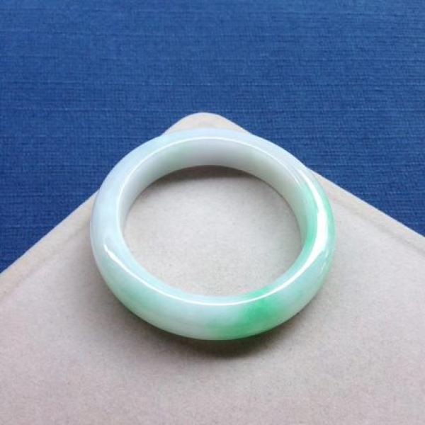 Natural Burmese Jadeite Light Purple Bracelet for Mother and Girlfriend