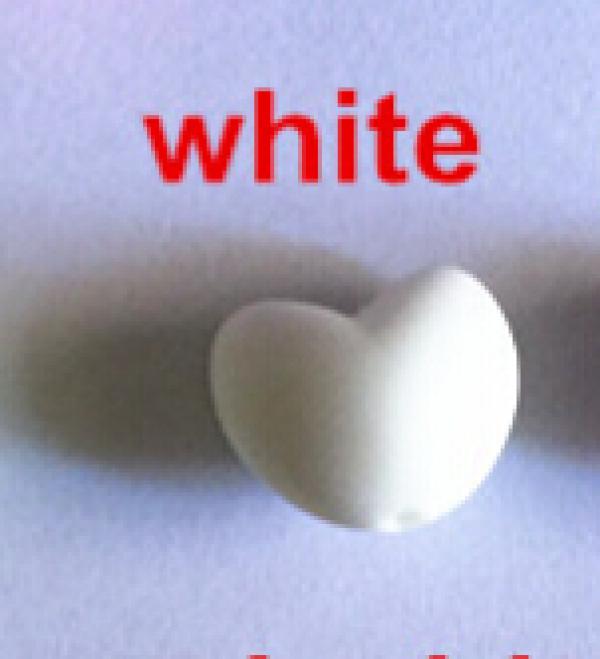 50 Beads (20mm Heart) - Loose Teething Baby Chew Jewelry Beads Teething Necklace