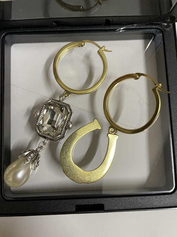 Asymmetric Pearl Drop Earrings