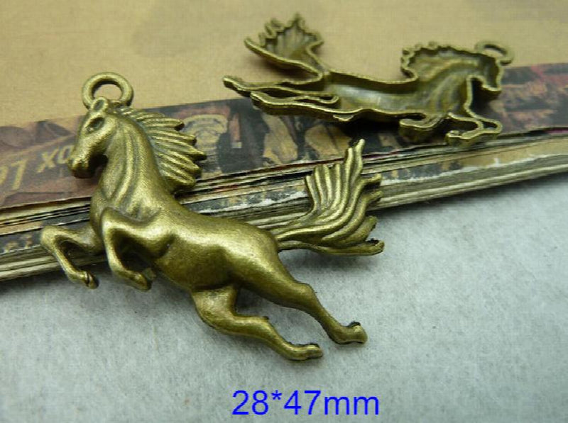 Pack of 30 Large Horse Charms Antique Bronze Tone