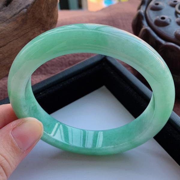 Natural Burmese Jadeite 54-64mm Light Green Bracelet