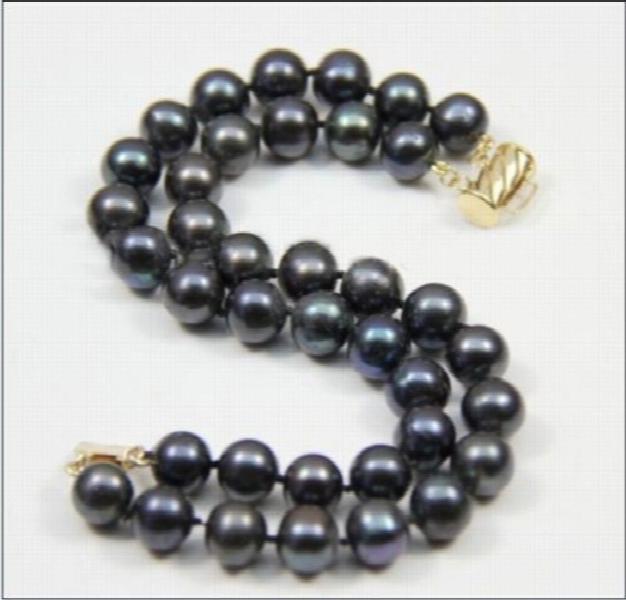 Elegant 8-9mm South Sea Pearl Bracelet