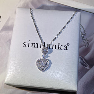 Heart-Shaped Chain Pendant Necklace Round Diamond Crystal Engagement