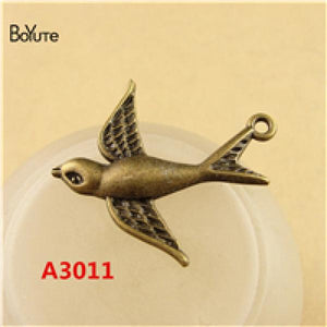 BoYuTe 30*33MM Antique Bronze Bird Charms Pendant Jewelry Making Diy Crafts