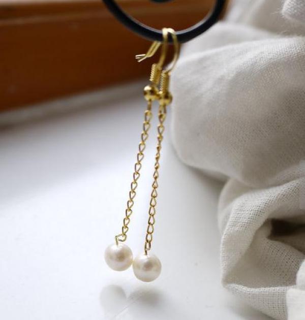 Charming Pearl Earrings 8mm Round Freshwater S925 Silver Dangle
