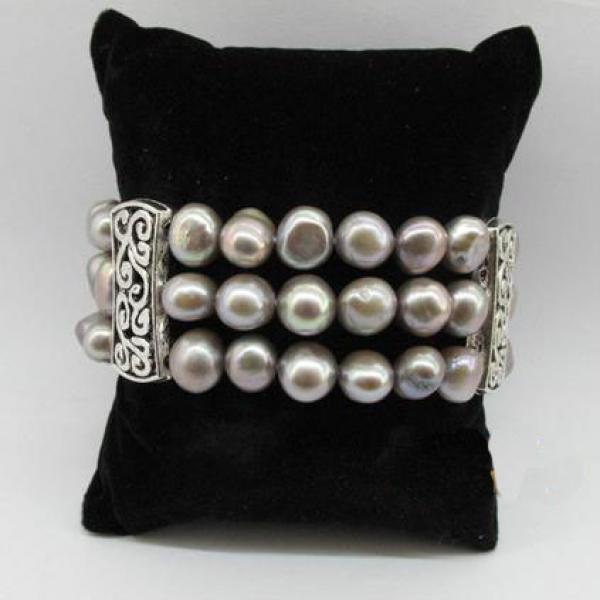 Gray AA 8-9mm Freshwater Pearl Triple Strands Elastic Bracelet
