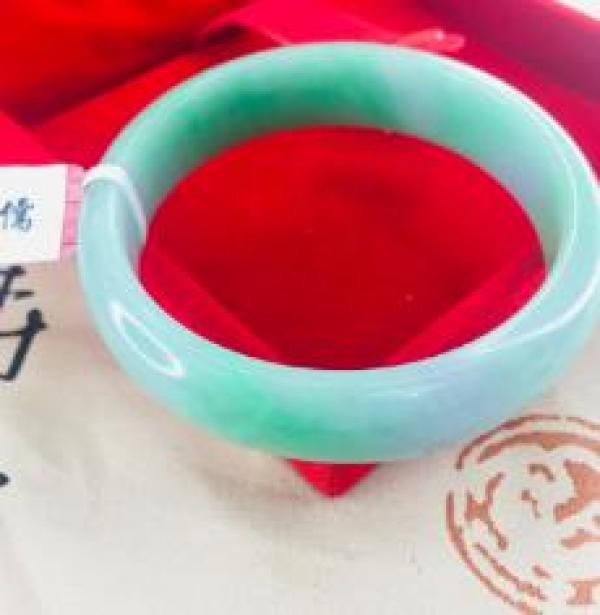 Zheru Natural Jadeite Bracelet Green Violet 54-62mm