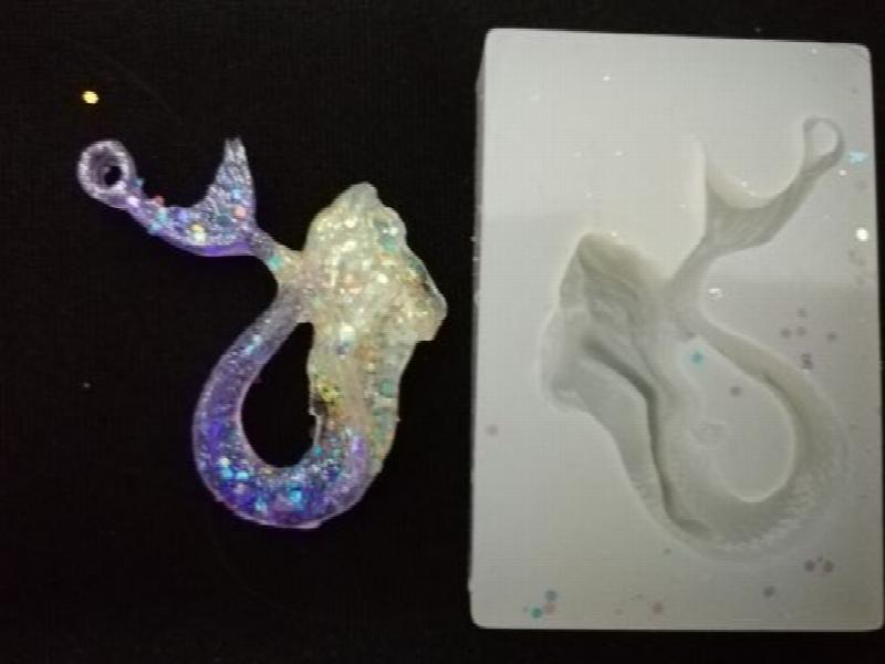 Mermaid Liquid Silicone Mold for DIY Resin Jewelry Pendant