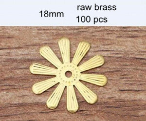 100 Pcs Brass Flower Bead Caps 18mm Flat Metal Flowers Silver Bronze 5 Colors