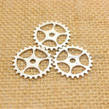 (50 pcs) 25mm Vintage Metal Alloy Gear Charm Jewelry Findings