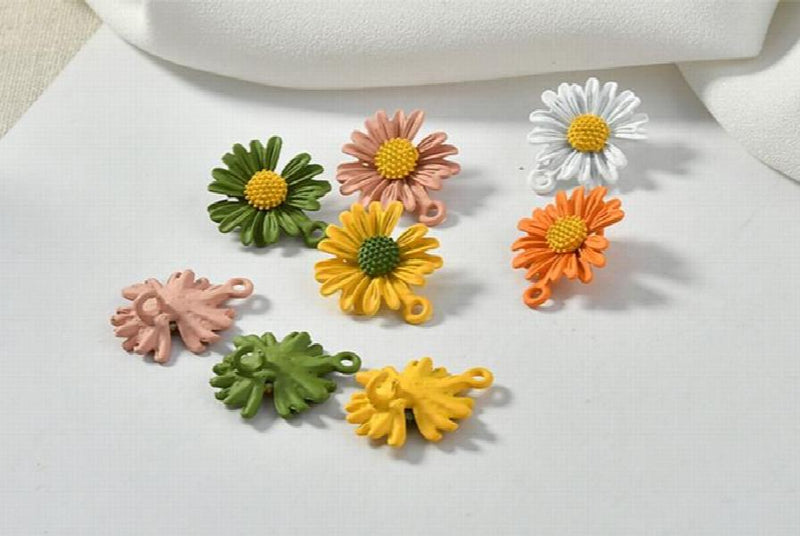 Enamel Alloy Daisy Flowers 20pcs 18mm 26mm Oil Drop Floral Ornament