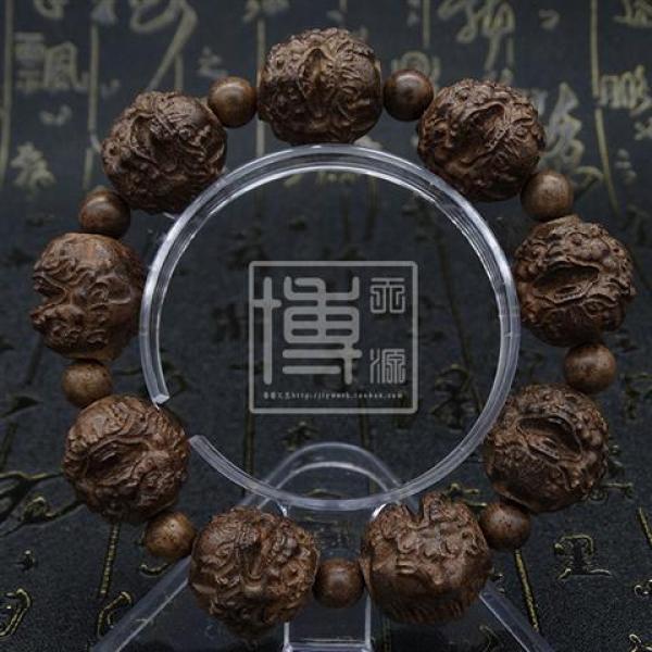 Blackwood Carved Pixiu Bracelet Eighteen Buddha Disciples Beads Bracelet