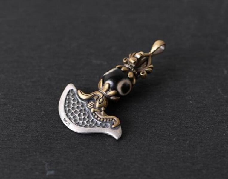 Vintage Sterling Silver Onyx-Eyed Dorje Amulet Pendant