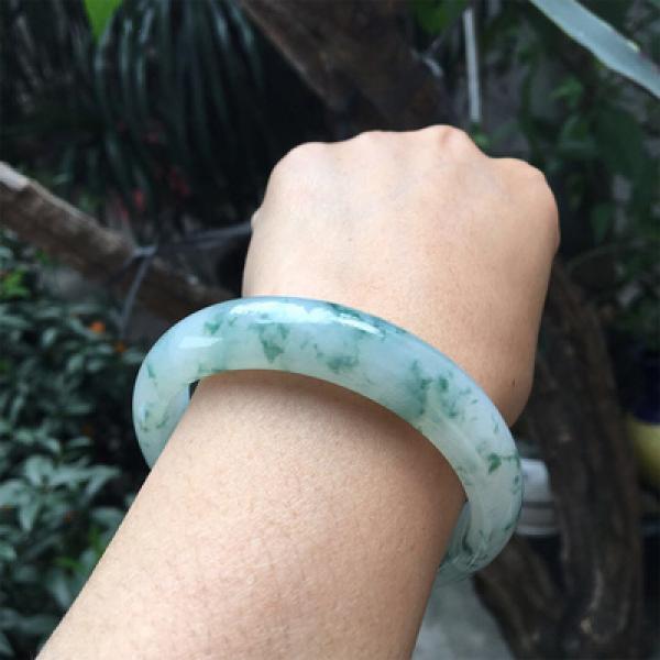 Zheru Jadeite Light Flower Bracelet 54-64mm