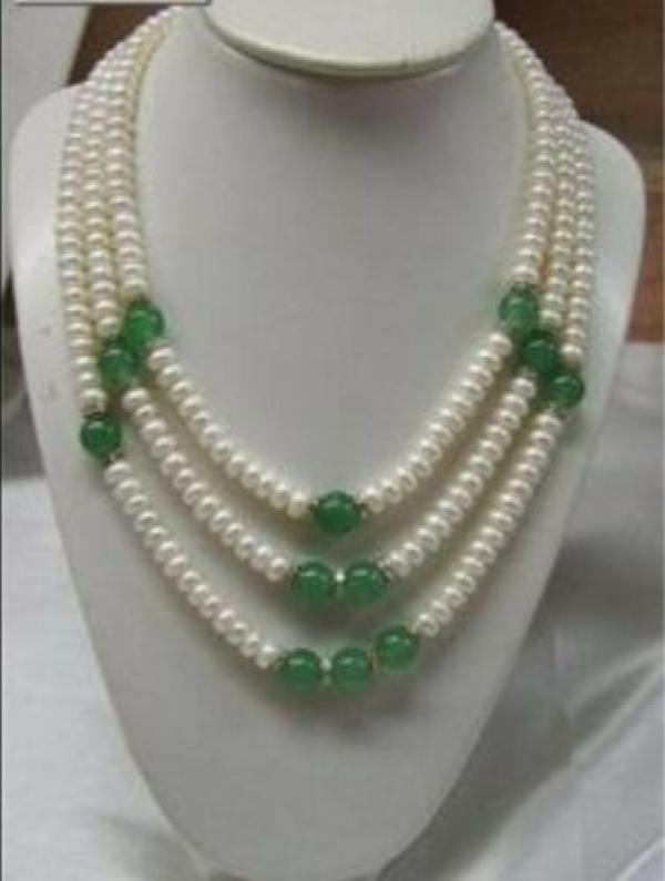 Green Jade Necklace with 3 Rows of 7-8mm Pearls
