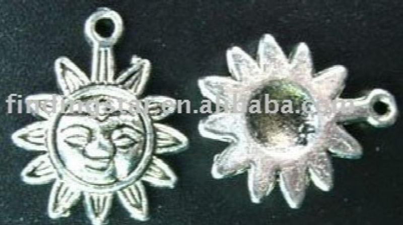 200pcs Tibetan Silver Face Sunflower Charms 17mm