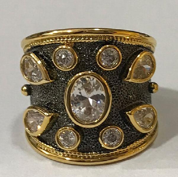 Vintage Royal Crystal Zircon Dubai Bridal Finger Ring